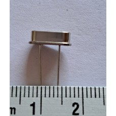 18 pF 14.7456MHz Through Hole Crystal 